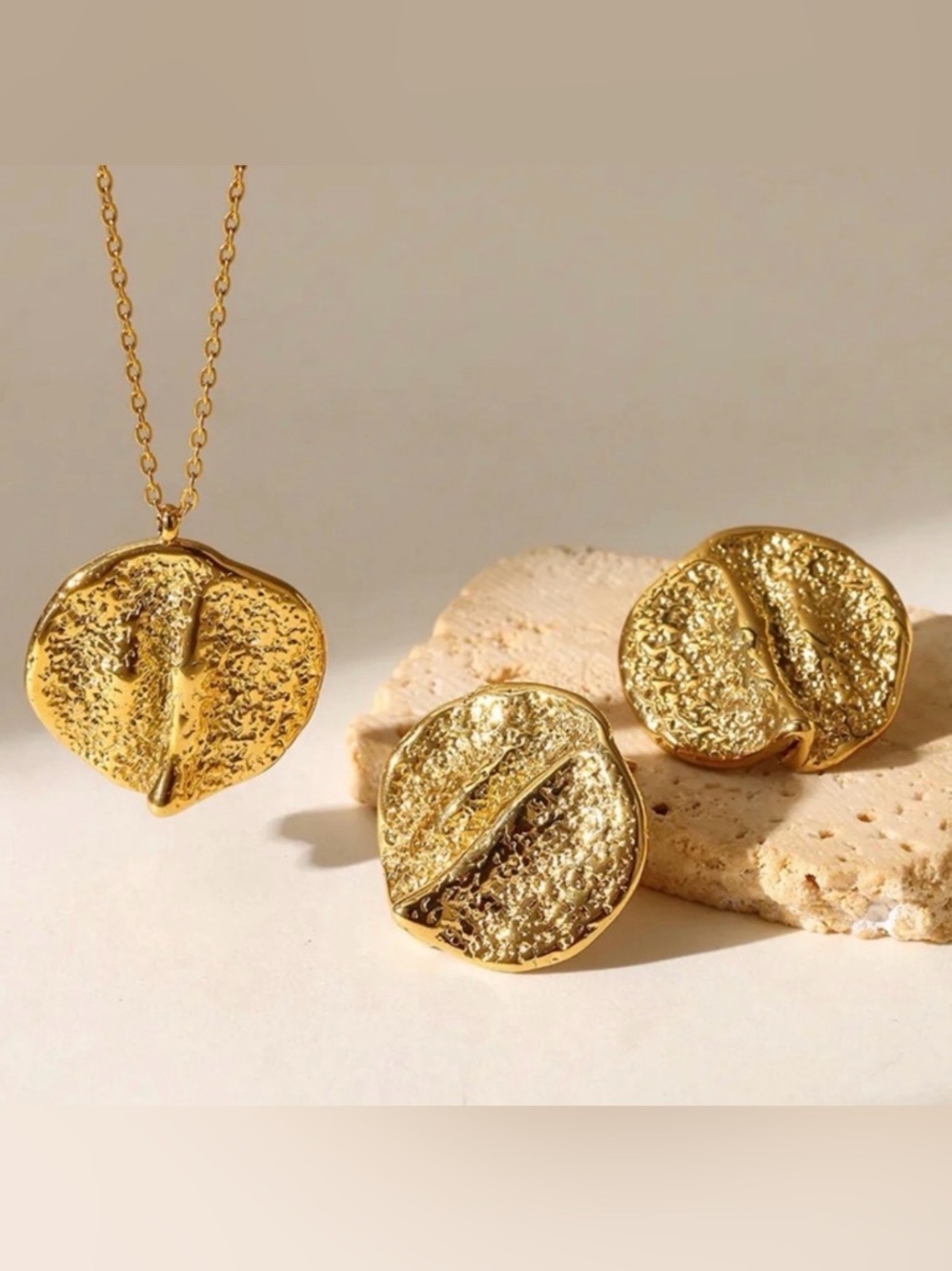 Jewelry Set Hammered Disc Necklace & Stud Earrings Gold Textured Statement